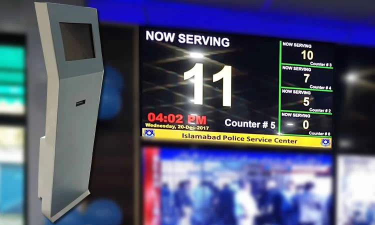 xQue &mdash; Queue Management at Police Service Centers